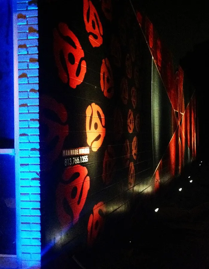 business-wall-art-lighting-designs-tampa-1920w